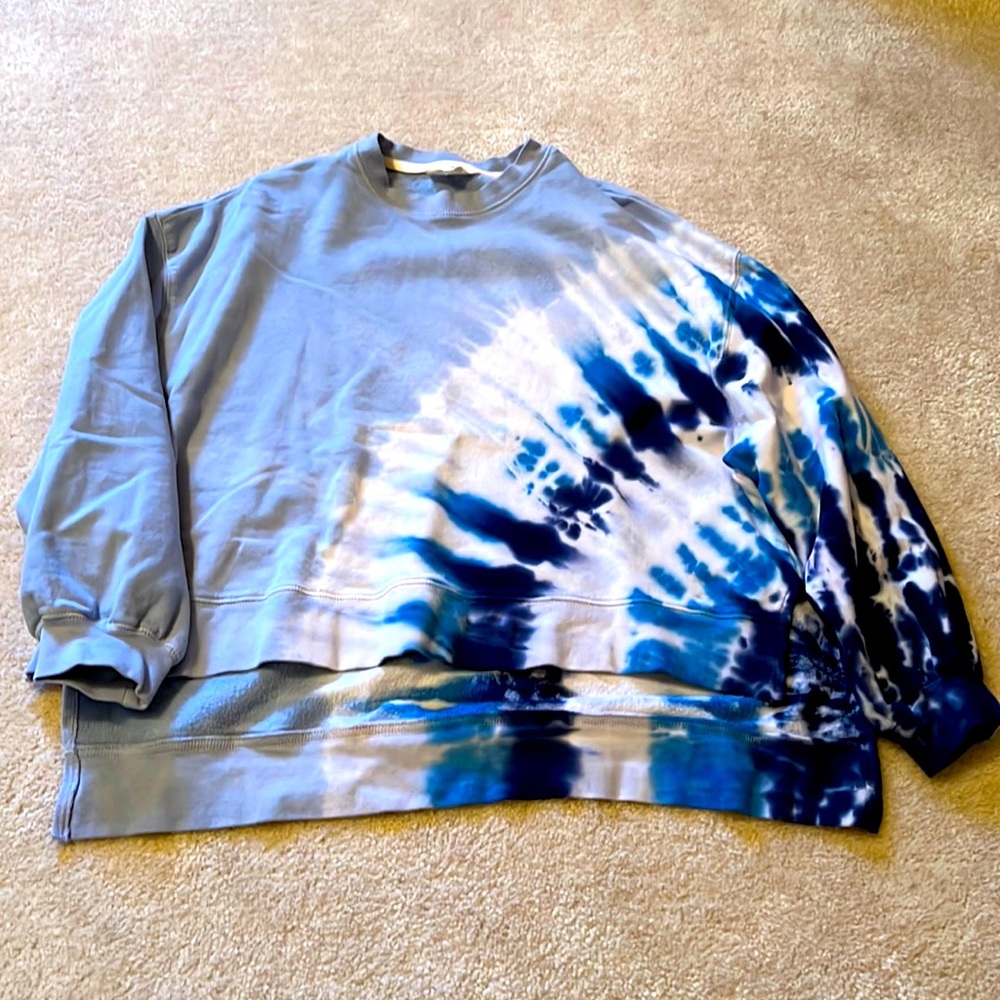 Electric & rose crop tie dye sweatshirt